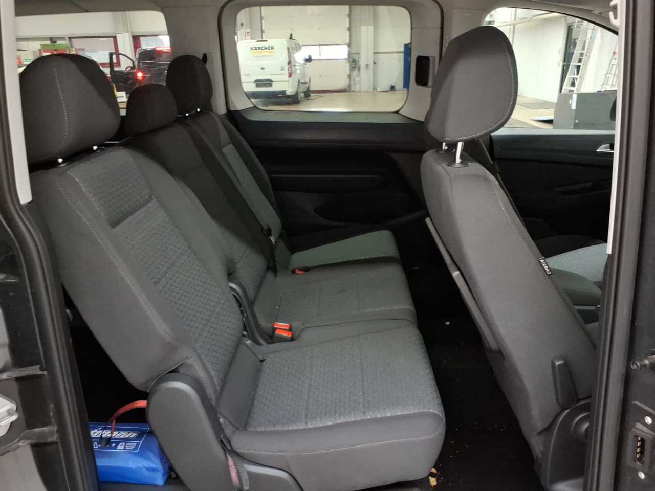 Ford Grand Tourneo Connect 2.0 EcoBlue TITANIUM 14