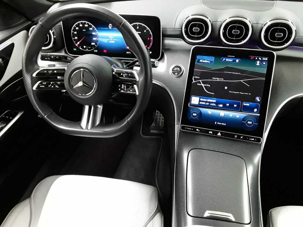Mercedes-Benz C 300 d T 9G-TRONIC AMG Line 10
