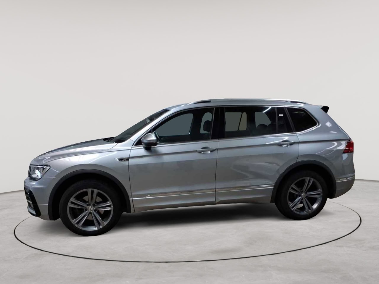Volkswagen Tiguan Allspace 2.0 TDI SCR DSG Comfortline 6