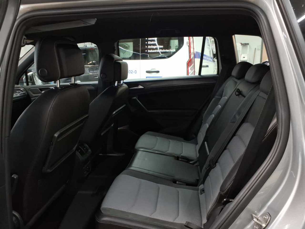 Volkswagen Tiguan Allspace 2.0 TDI SCR DSG Comfortline 13