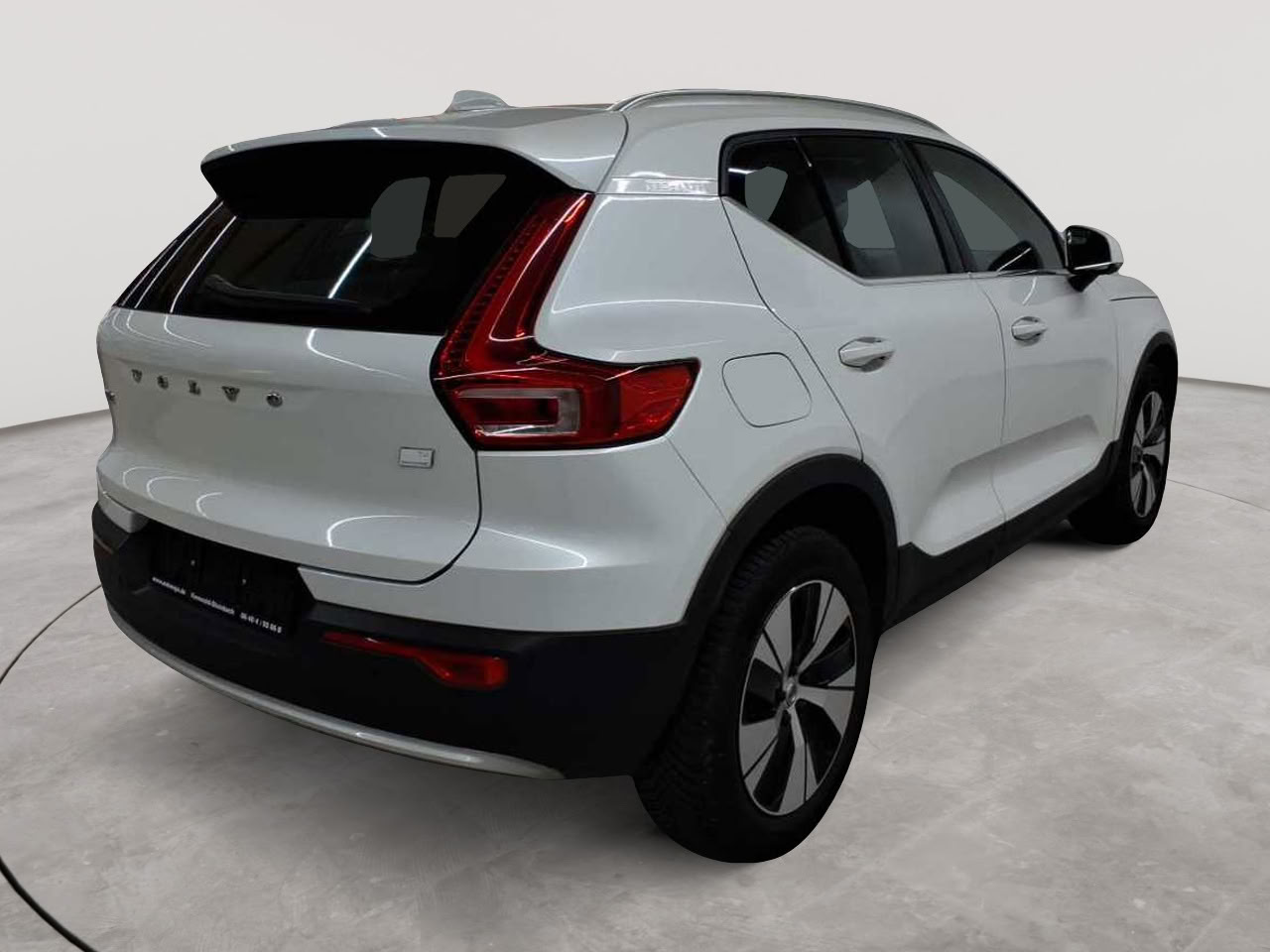 Volvo XC40 T4 Recharge DKG Plus Bright 4