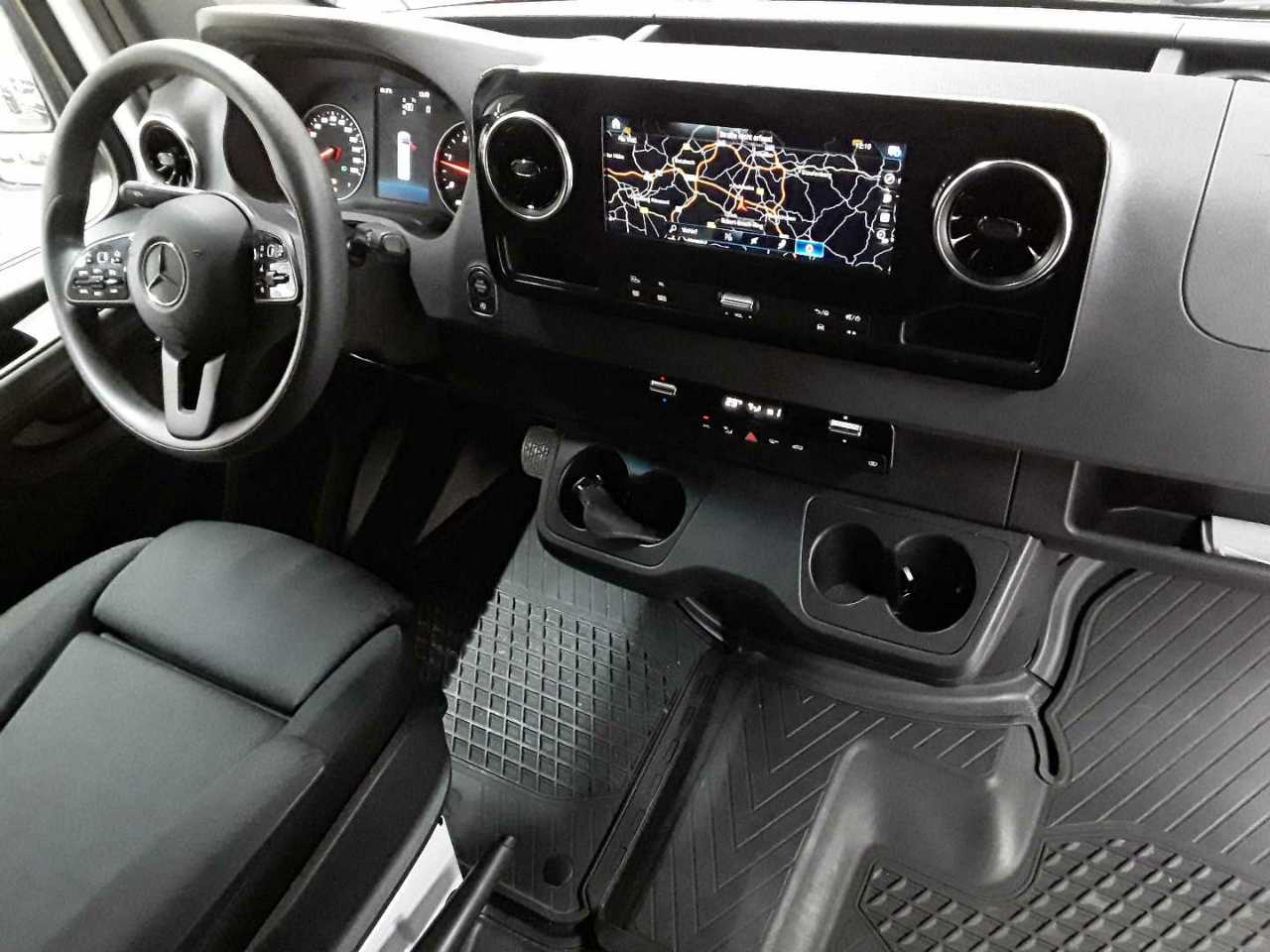 Mercedes-Benz 317 CDI Sprinter Standard HA 9G-TRONIC 10