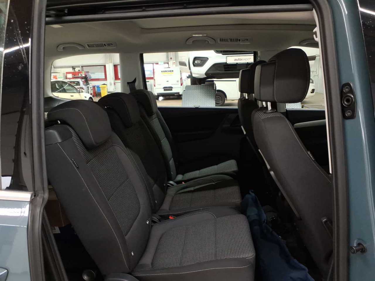 Volkswagen Sharan 1.4 TSI DSG Comfortline 14