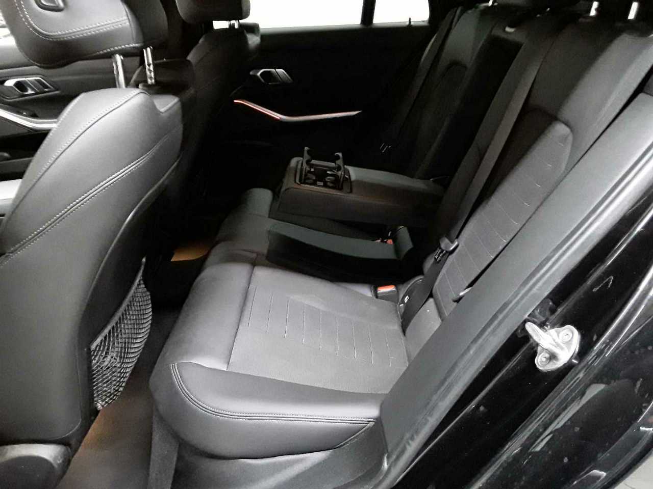 BMW 318d Touring Aut. 13