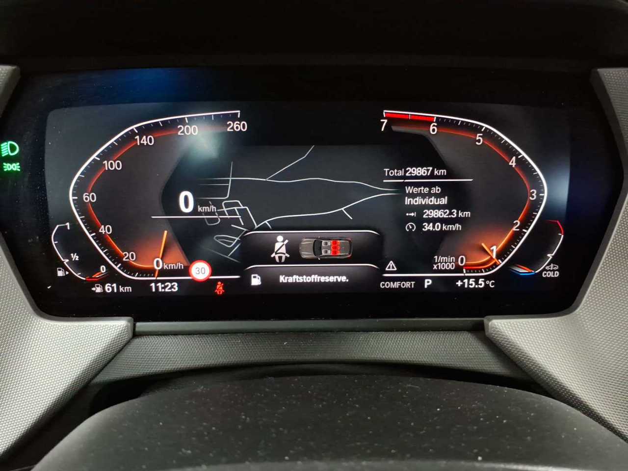 BMW 118i Aut. Advantage 11