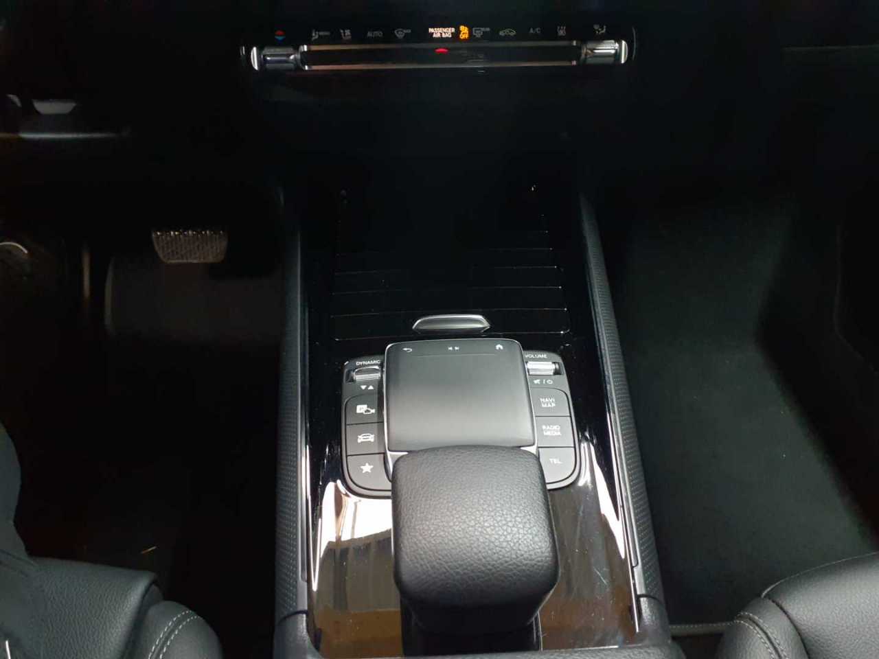 Mercedes-Benz GLA 250 e 8G-DCT Style 10