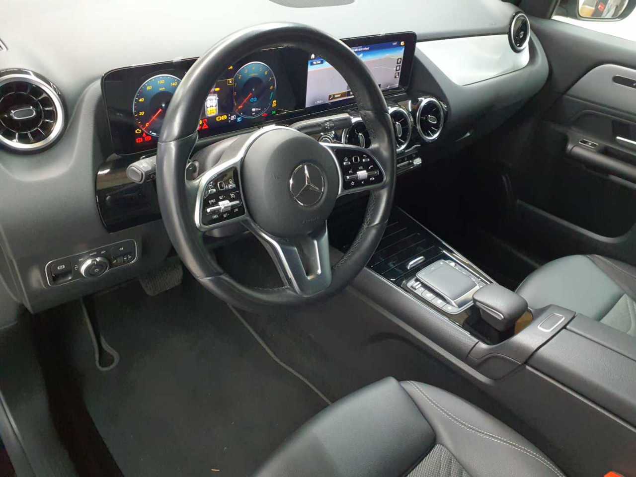 Mercedes-Benz GLA 250 e 8G-DCT Style 9