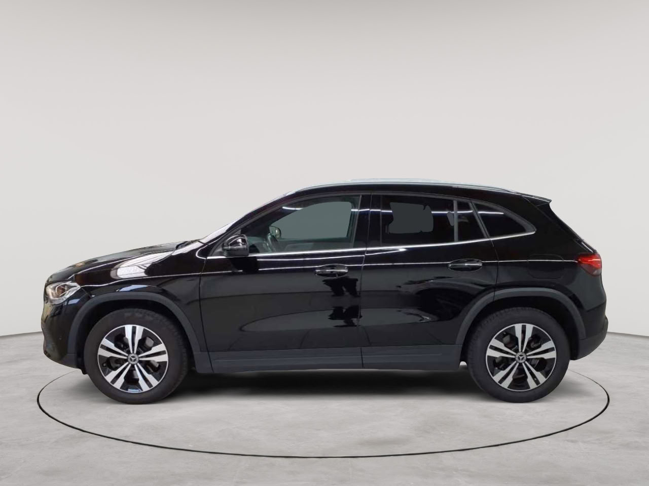 Mercedes-Benz GLA 250 e 8G-DCT Style 6