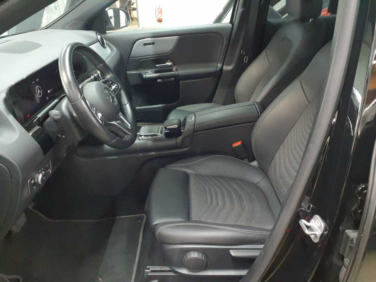 Mercedes-Benz GLA 250 e 8G-DCT Style 7