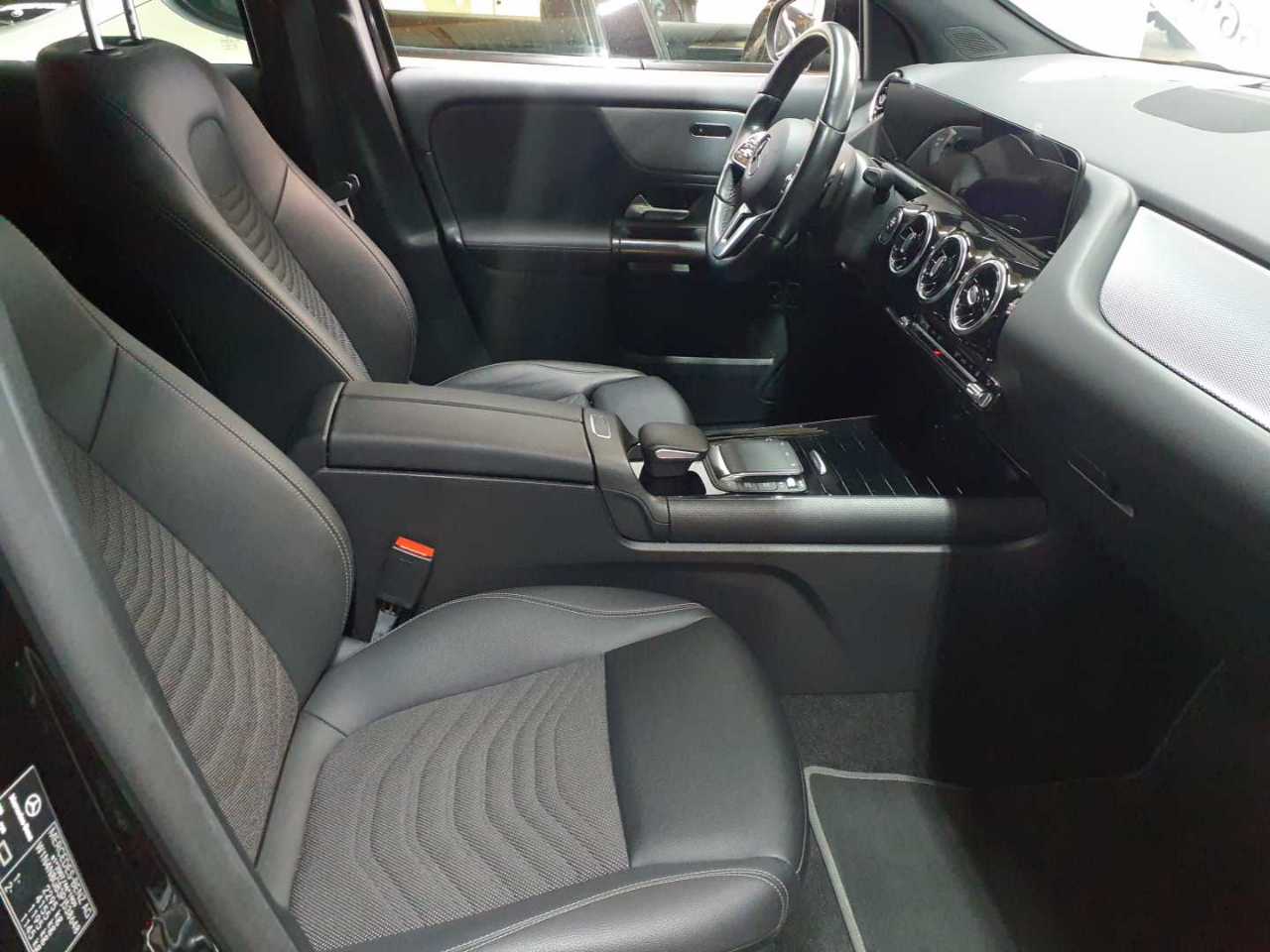 Mercedes-Benz GLA 250 e 8G-DCT Style 8
