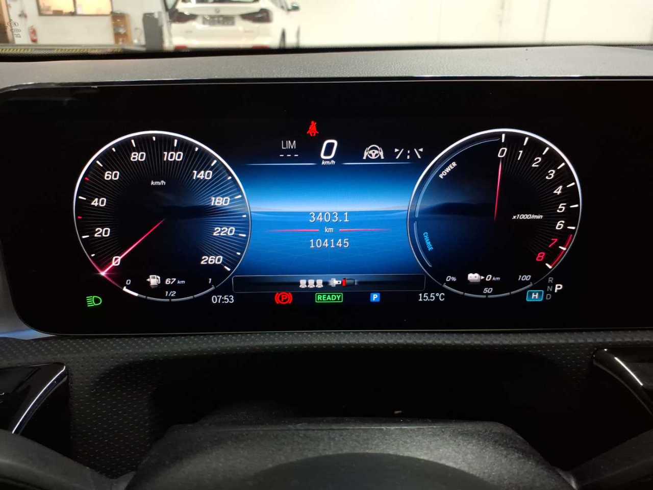 Mercedes-Benz A 250 e 8G-DCT Lim. AMG Line Advanced Plus 11