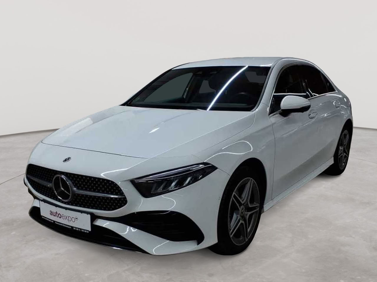 Mercedes-Benz A 250 e 8G-DCT Lim. AMG Line Advanced Plus 2
