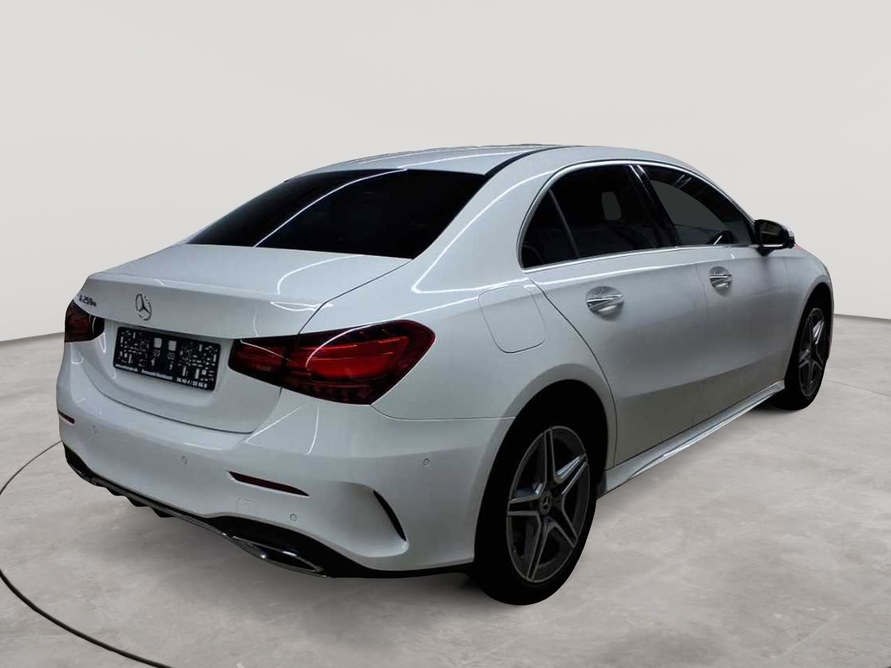 Mercedes-Benz A 250 e 8G-DCT Lim. AMG Line Advanced Plus 4