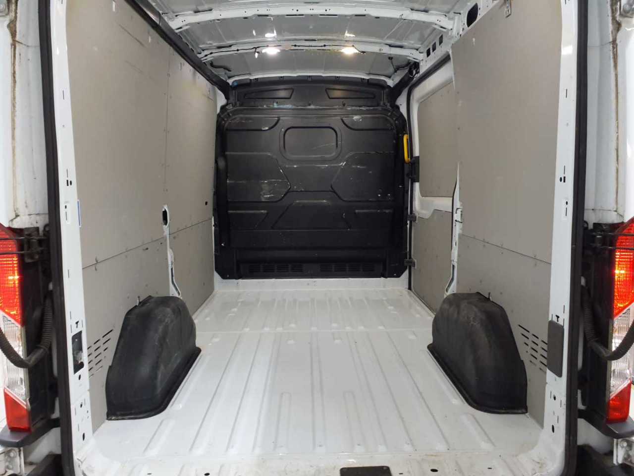Ford Transit 290 L2H2 Lkw VA Trend 15