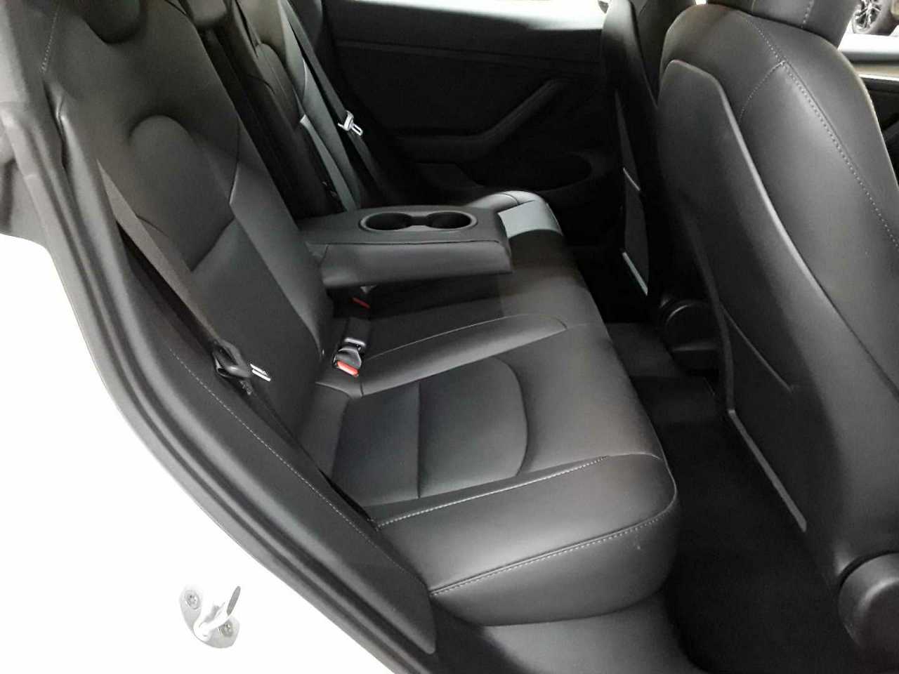 Tesla Model 3 Langstreckenbatt. Allradantrieb Dual Motor 14