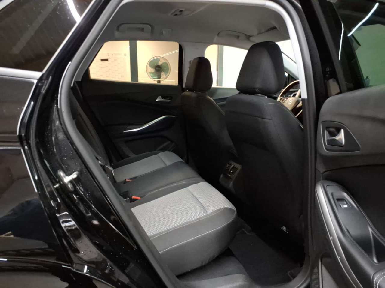 Opel Grandland 1.5 D Automatik GS Line 14