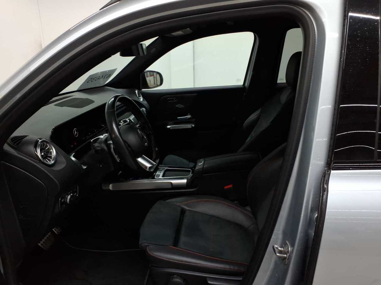 Mercedes-Benz GLB 220 d 4Matic 8G-DCT AMG Line Advanced Plus 7