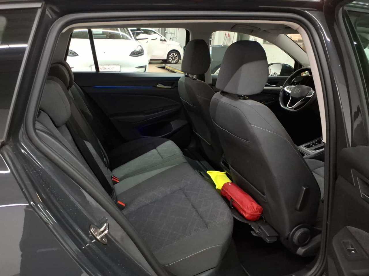Volkswagen Golf Variant 2.0 TDI SCR DSG Life 14