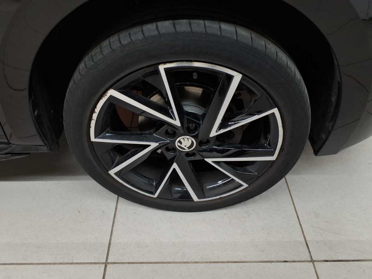 Skoda Kamiq 1.5 TSI DSG Monte Carlo 17