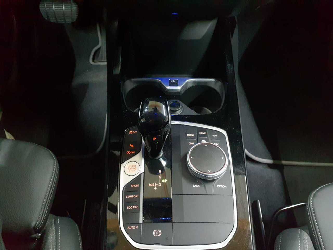 BMW 118d Aut. Sport Line 10