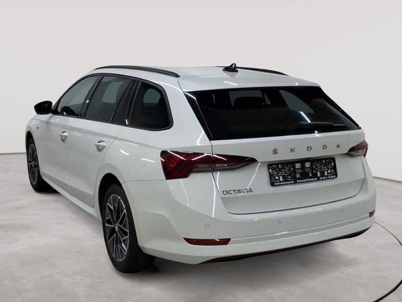 Skoda Octavia Combi 2.0 TDI DSG Clever 5