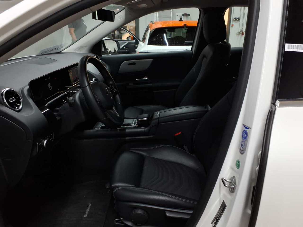 Mercedes-Benz GLA 200 d 8G-DCT Style 7