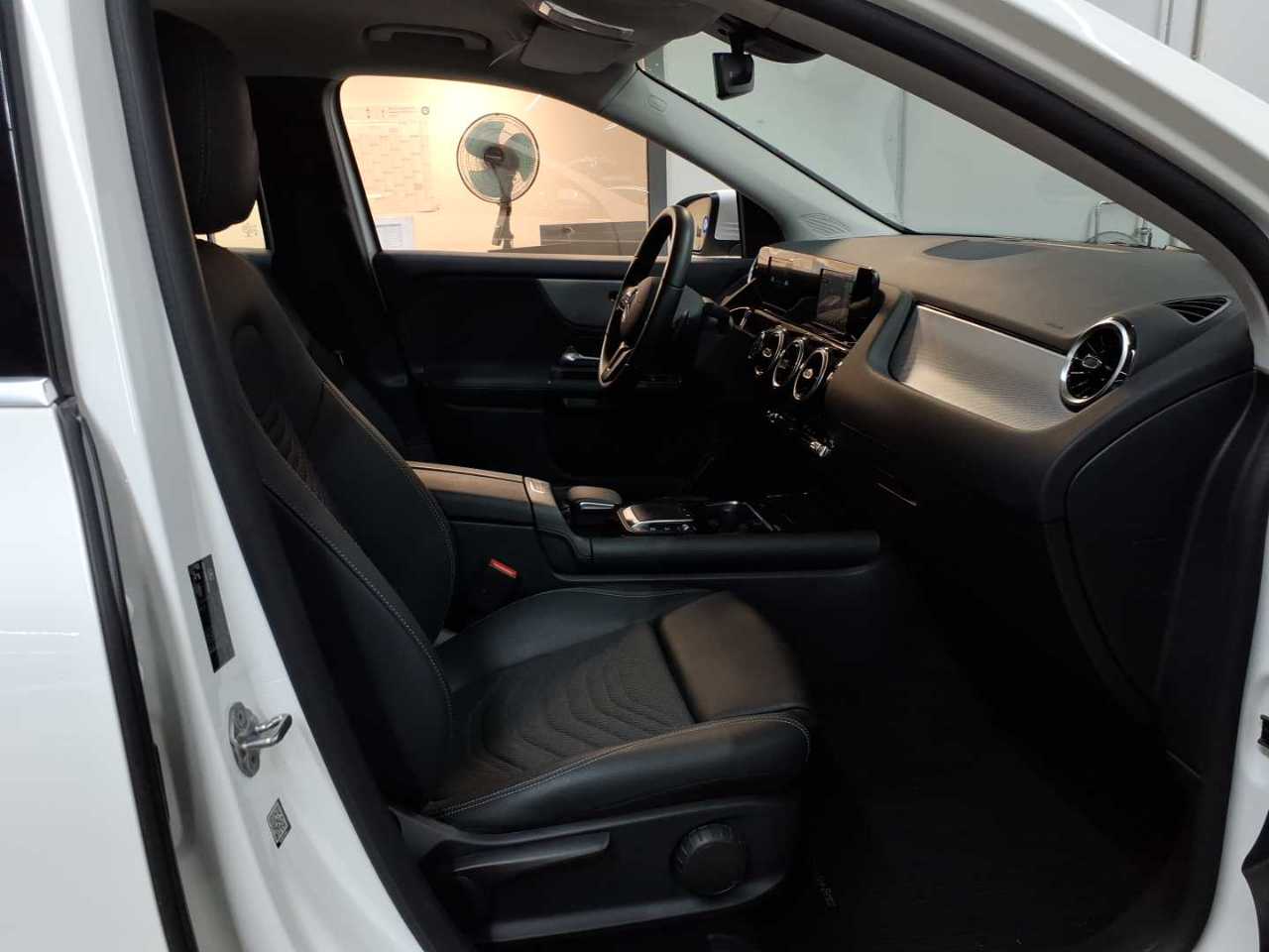 Mercedes-Benz GLA 200 d 8G-DCT Style 8