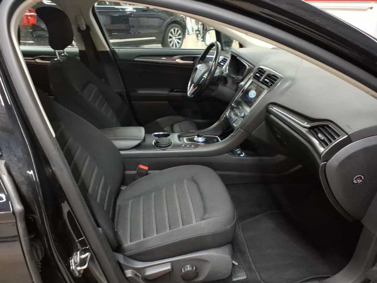 Ford Mondeo Turnier 2.0 EcoBlue Aut. Titanium 8