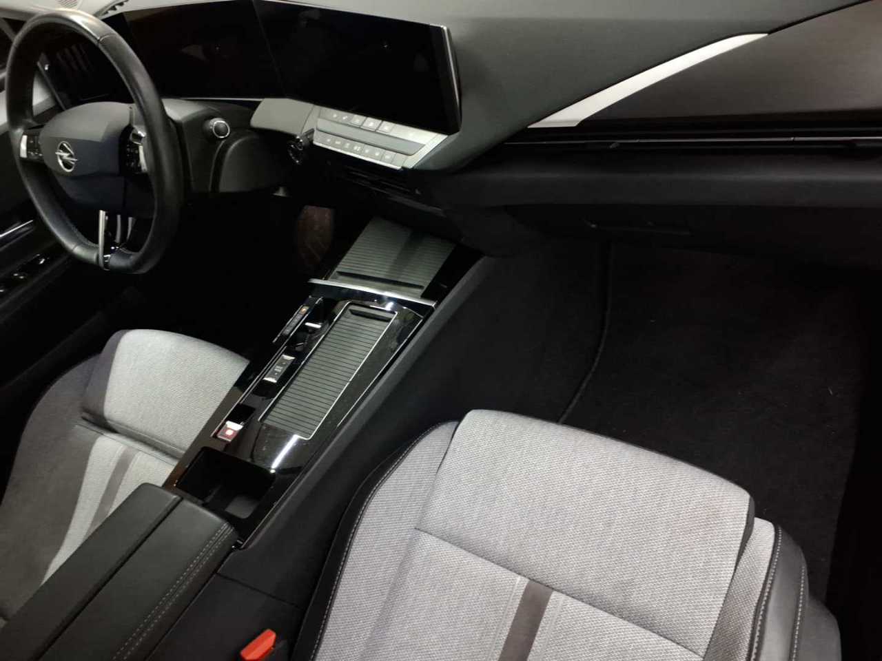 Opel Astra Sports Tourer 1.5 D Automatik Business Elegance 9