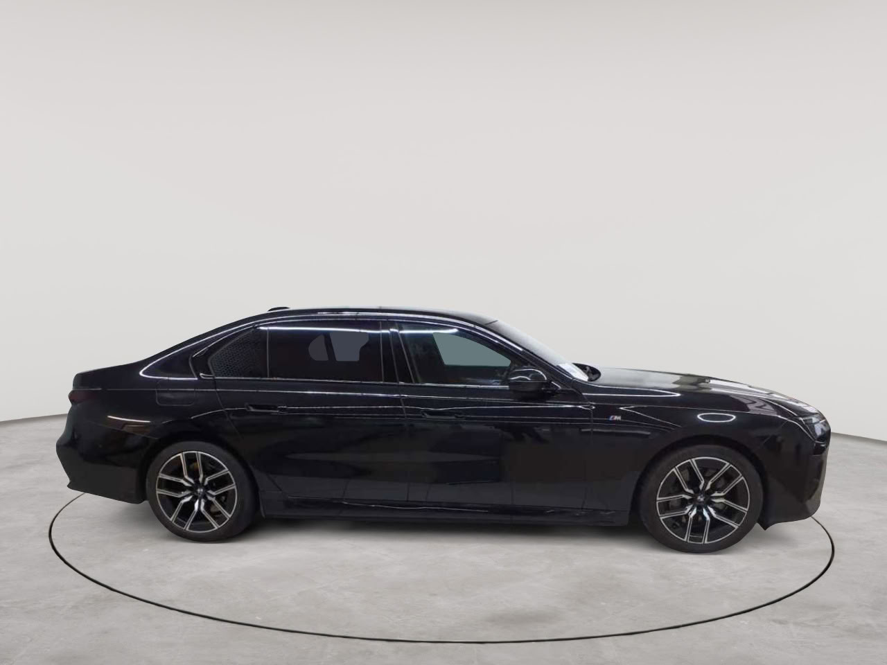 BMW 750e xDrive 3