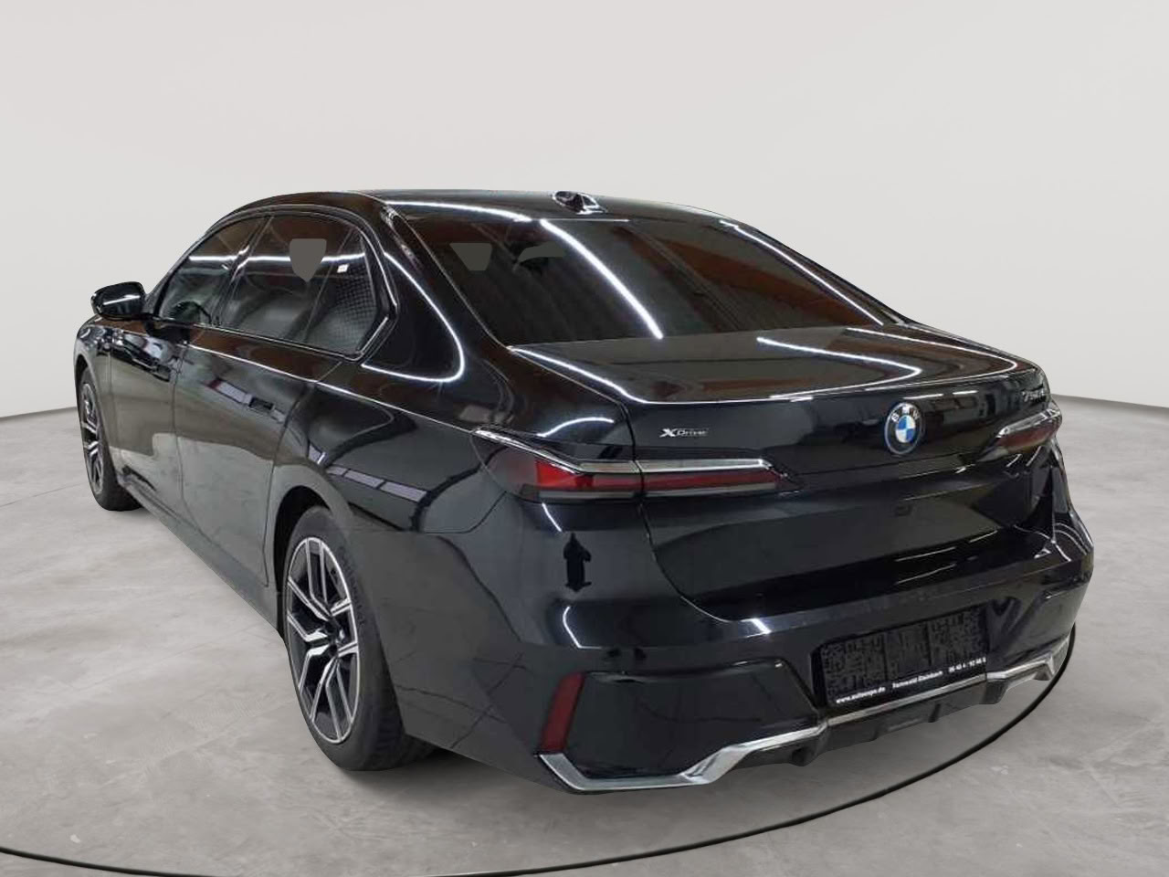 BMW 750e xDrive 5