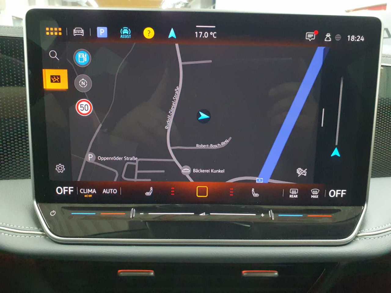 Volkswagen Passat Variant 1.5 e-TSI OPF DSG Business 12