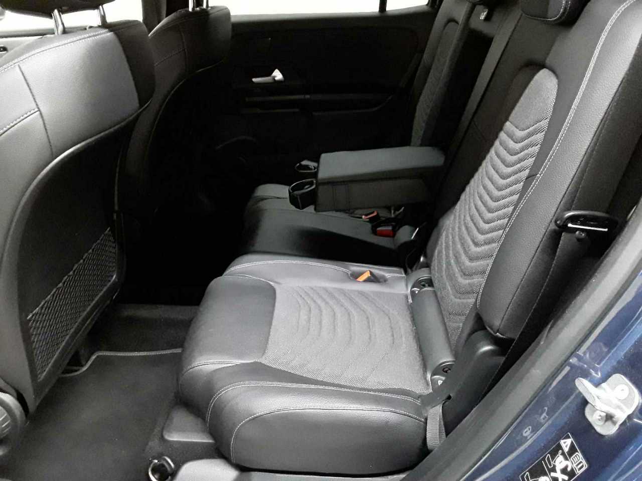Mercedes-Benz GLB 220 d 4Matic 8G-DCT Style 13