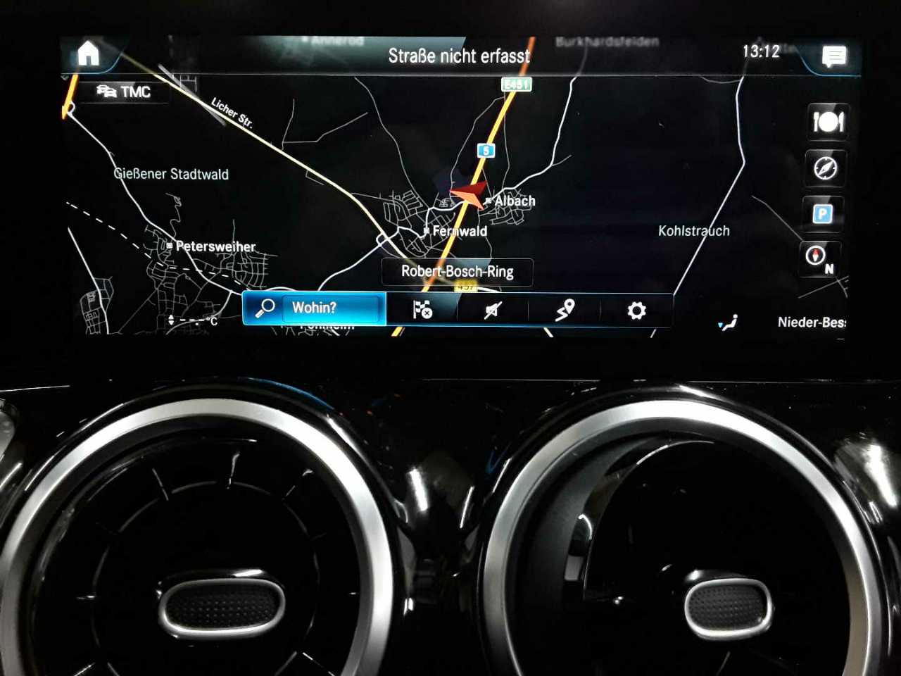 Mercedes-Benz GLB 220 d 4Matic 8G-DCT Style 12
