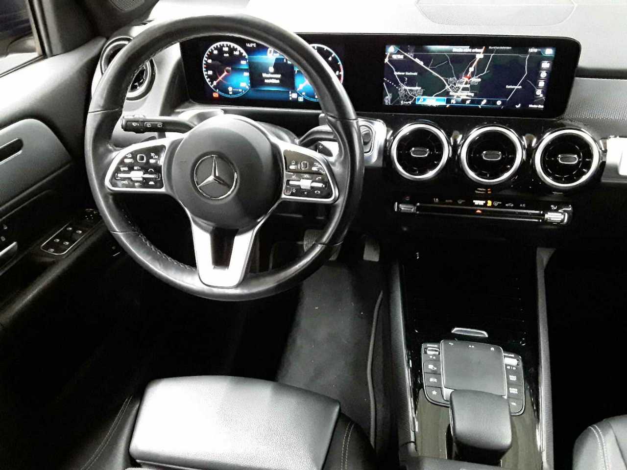 Mercedes-Benz GLB 220 d 4Matic 8G-DCT Style 10