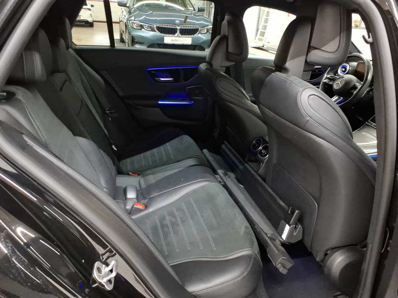 Mercedes-Benz C 180 T 9G-TRONIC AMG Line 14