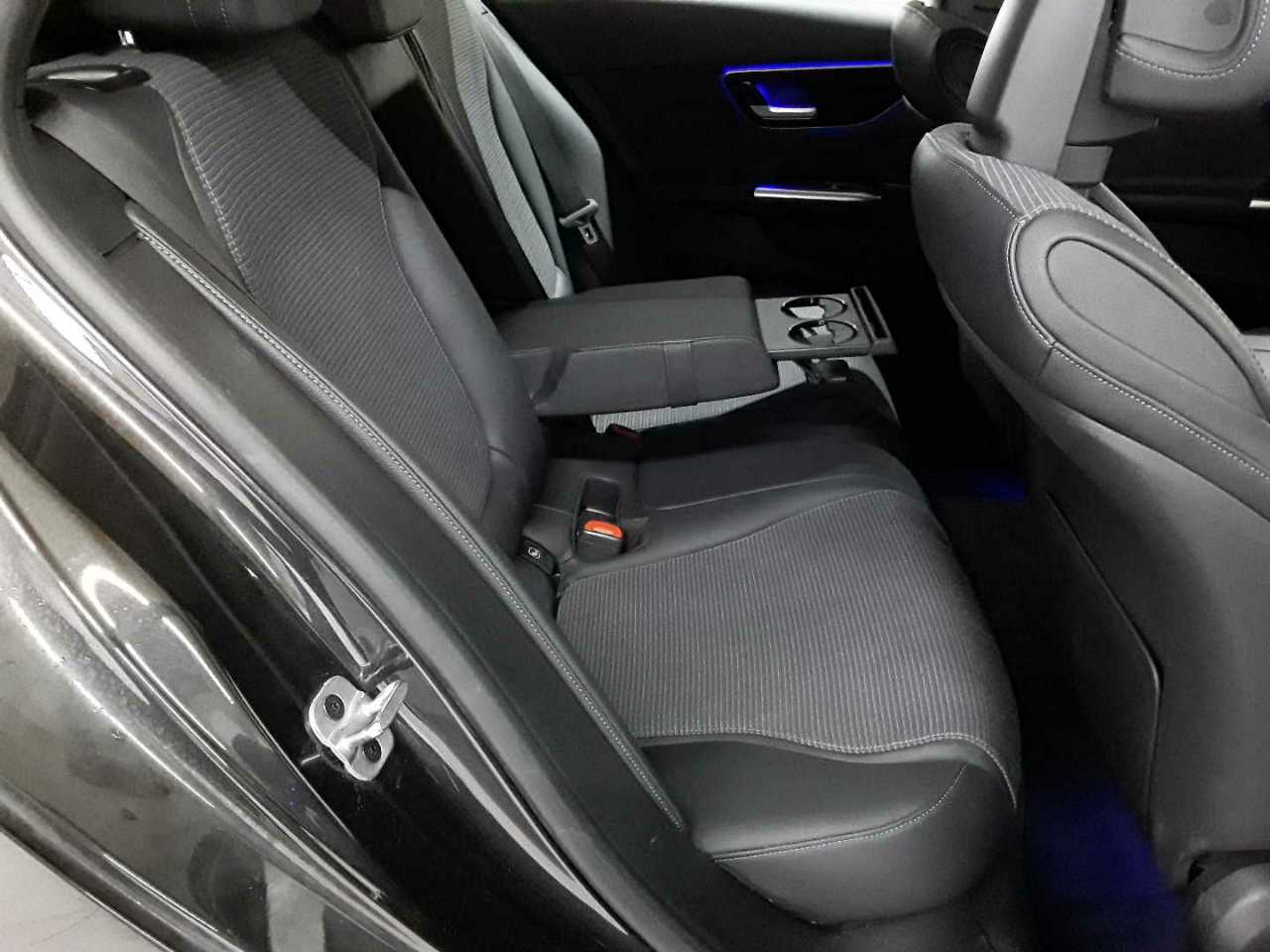 Mercedes-Benz C 200 d T 9G-TRONIC Avantgarde 14