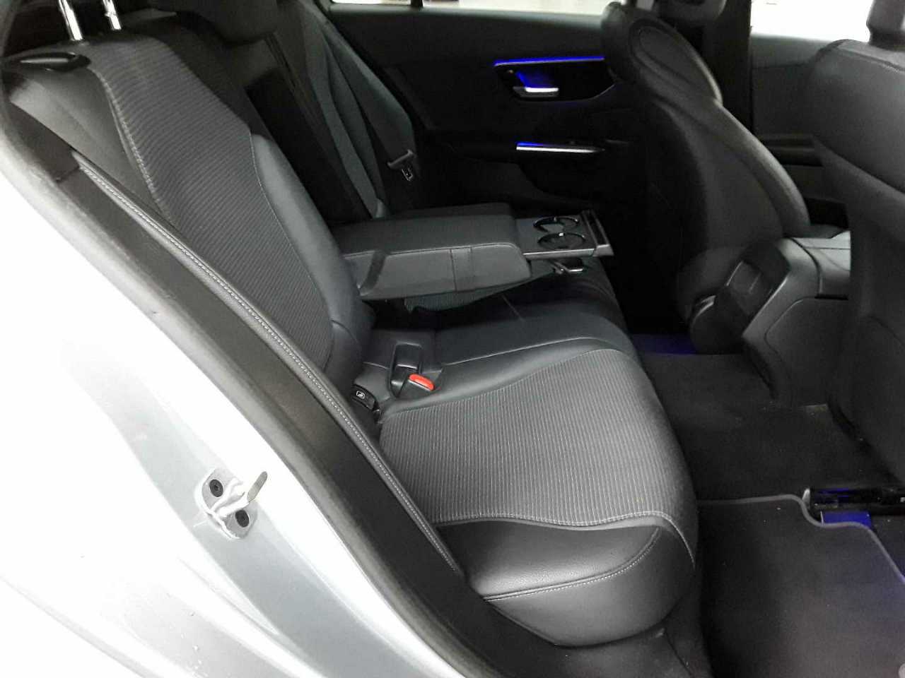 Mercedes-Benz C 200 d T 9G-TRONIC Avantgarde 14