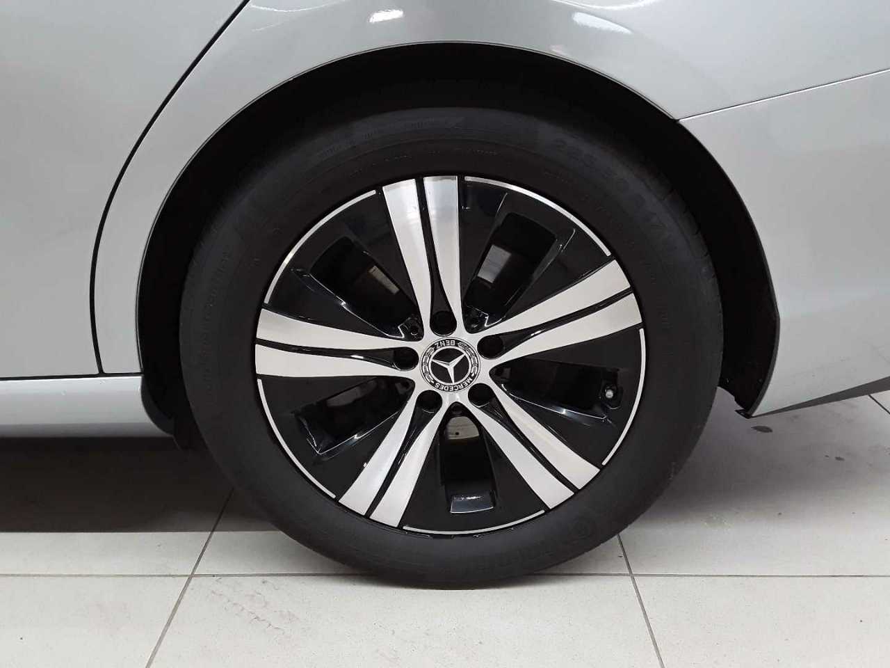 Mercedes-Benz C 200 d T 9G-TRONIC Avantgarde 18