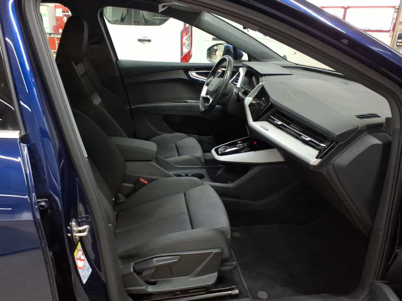 Audi Q4 e-tron 35 Sportback 8