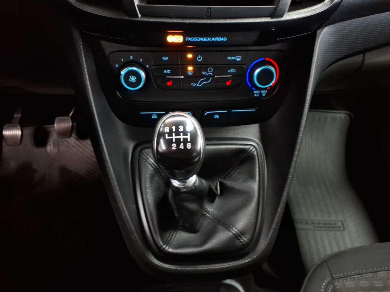 Ford Tourneo Connect 1.0 EcoBoost Start-Stop Trend 10
