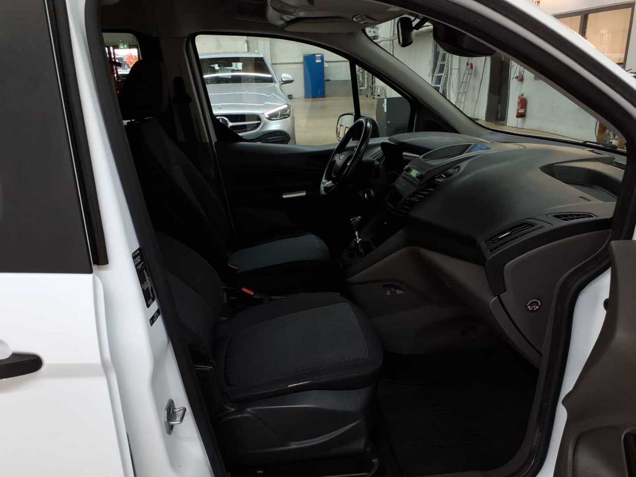 Ford Tourneo Connect 1.0 EcoBoost Start-Stop Trend 8