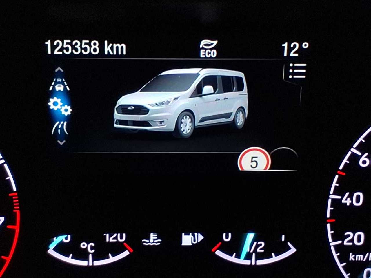 Ford Tourneo Connect 1.0 EcoBoost Start-Stop Trend 11