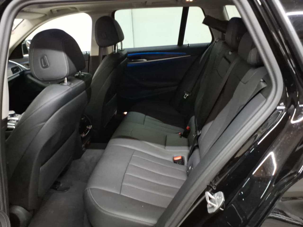 BMW 530e xDrive Touring Aut. 13