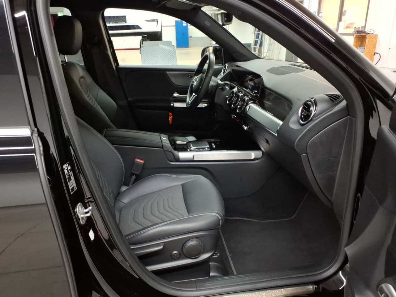 Mercedes-Benz GLB 200 d 4Matic 8G-DCT Progressive 8