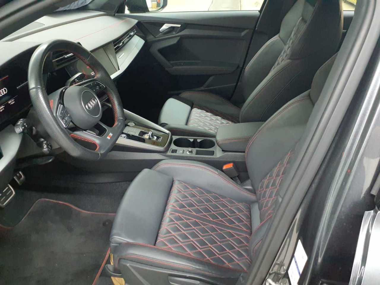Audi A3 40 TFSI Sportback quattro S tronic S line 7