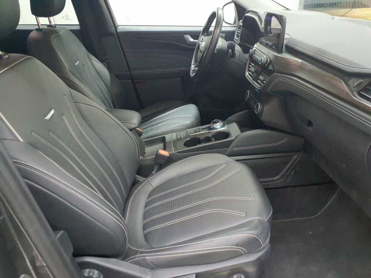 Ford Kuga 2.0 EcoBlue 4x4 Aut. VIGNALE 8