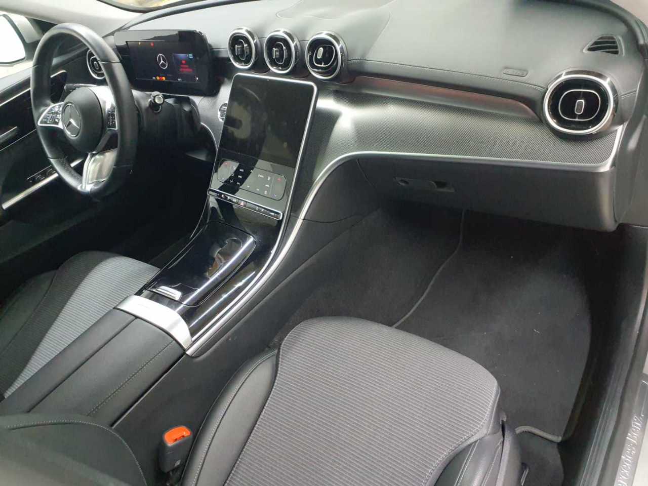 Mercedes-Benz C 300 e T 9G-TRONIC Avantgarde 9
