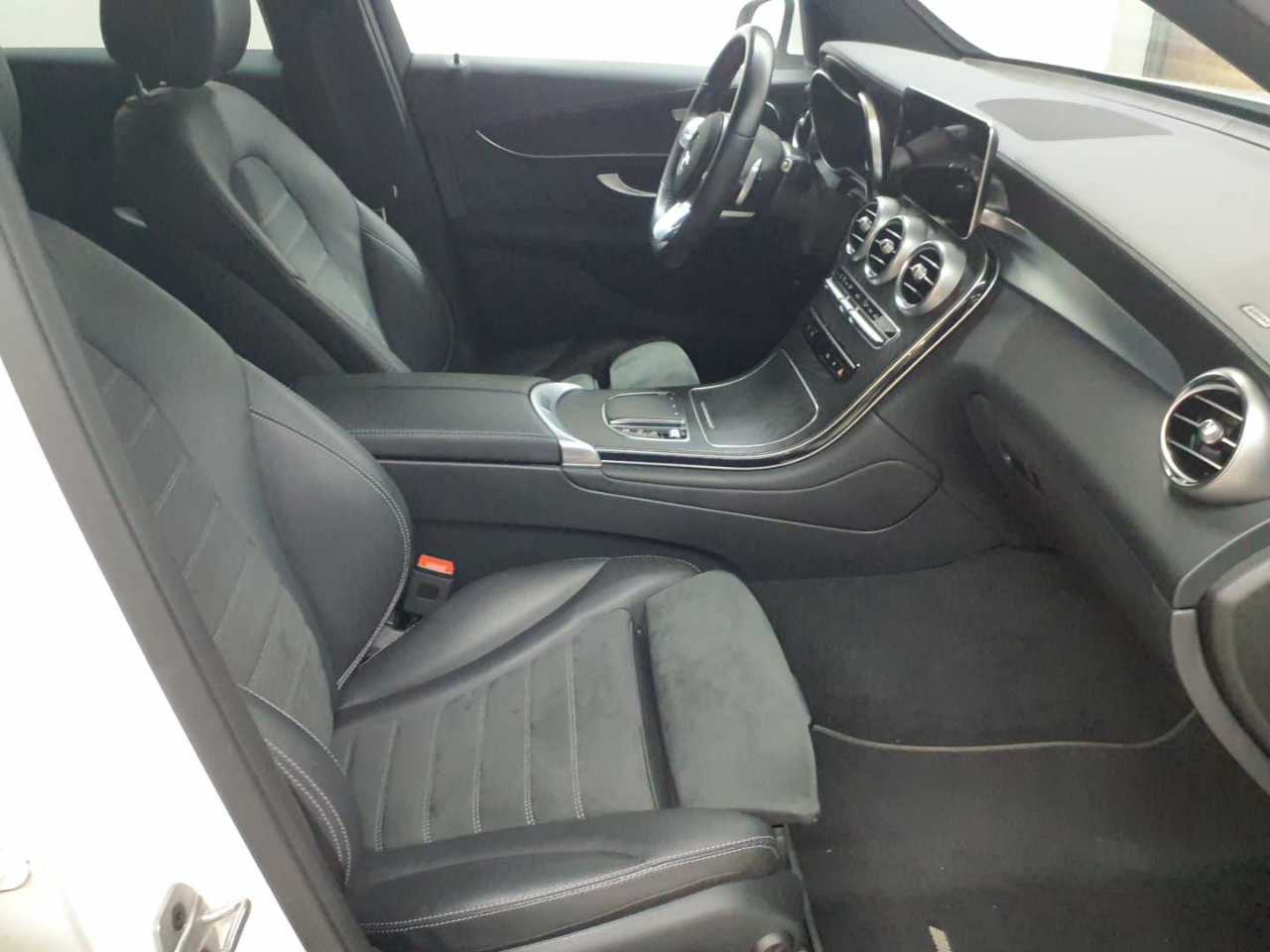Mercedes-Benz GLC 200 d 4Matic 9G-TRONIC AMG Line 8