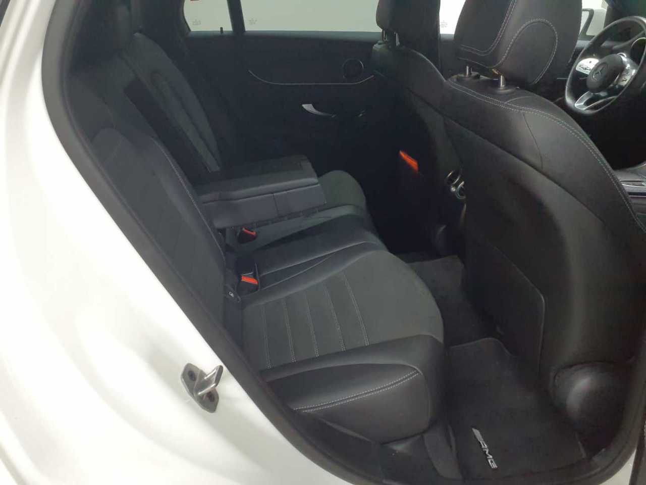 Mercedes-Benz GLC 200 d 4Matic 9G-TRONIC AMG Line 14